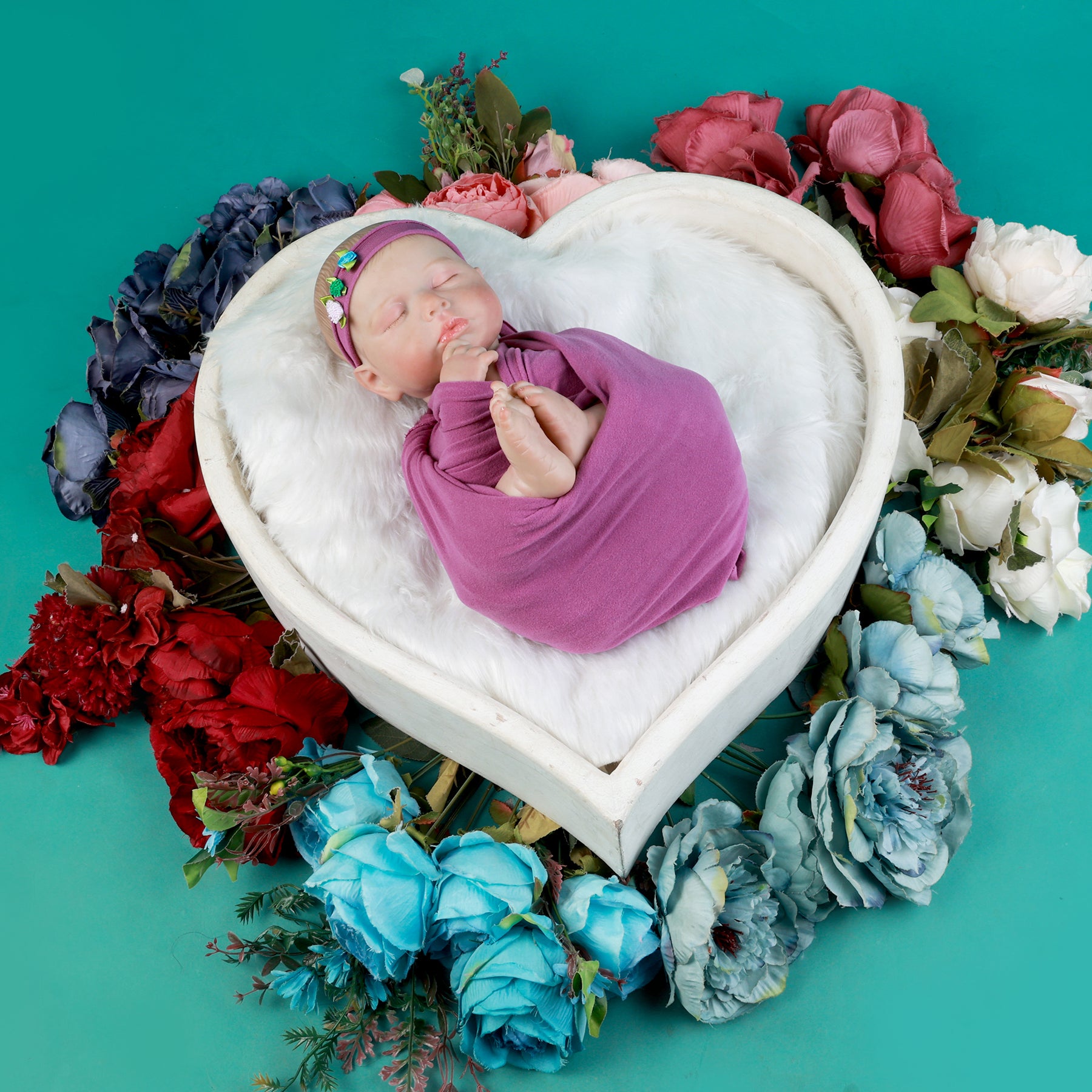 Plum Newborn Wrap & Headband Set – Soft, Cozy, and Stylish Baby Photography Prop for Dreamy Newborn Portraits