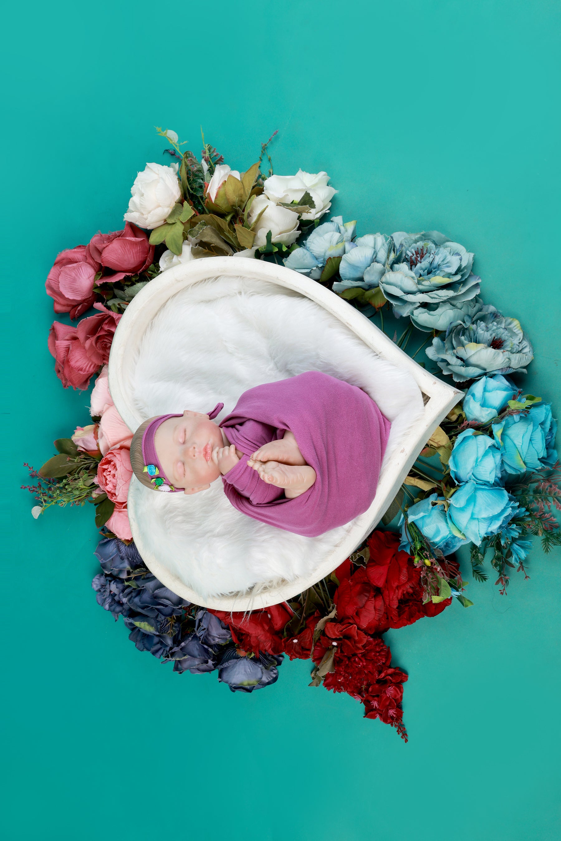 Plum Newborn Wrap & Headband Set – Soft, Cozy, and Stylish Baby Photography Prop for Dreamy Newborn Portraits