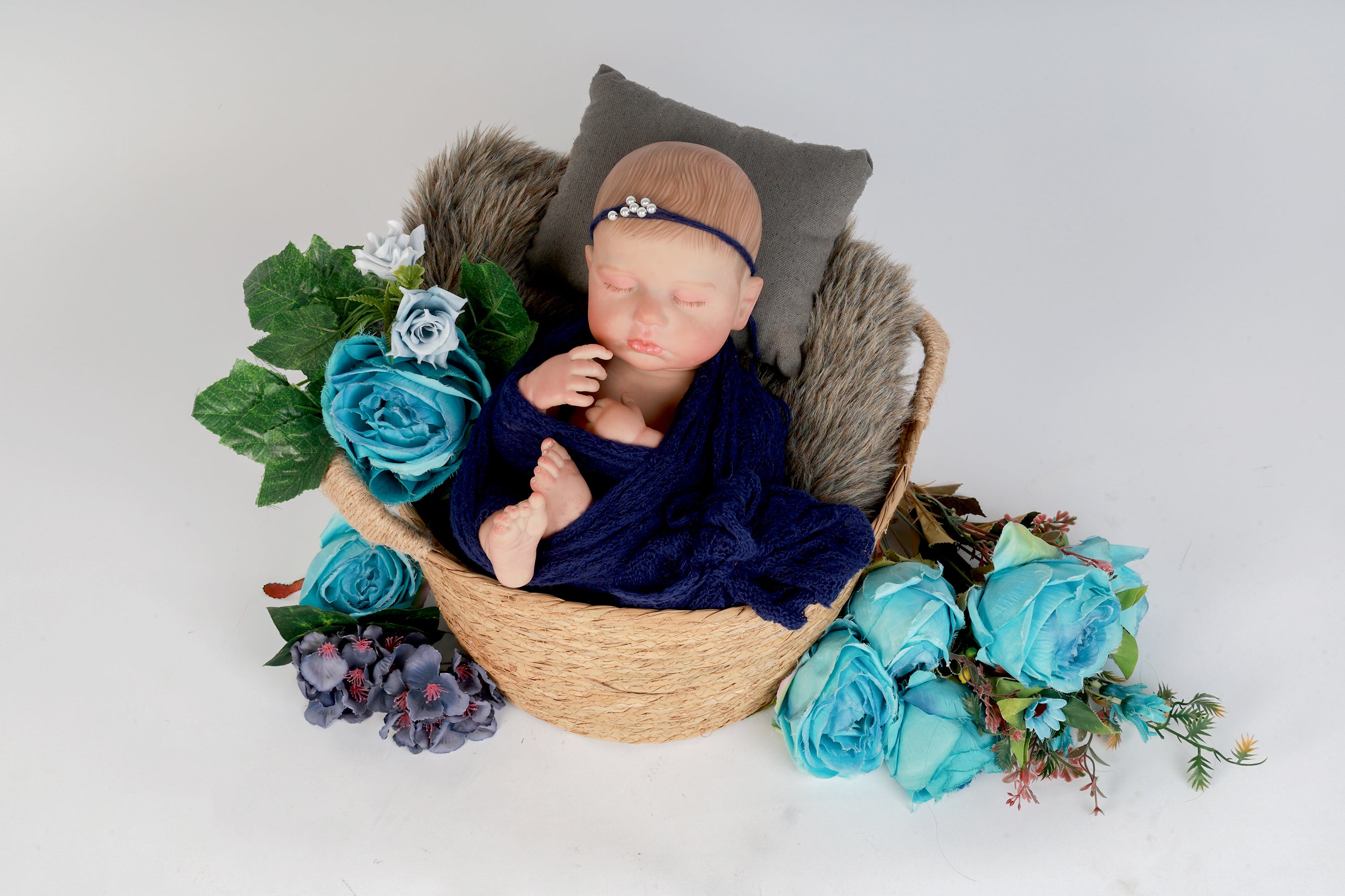 Navy Blue Newborn Wrap & Headband Set – Elegant Baby Photography Prop with Pearl Detailing