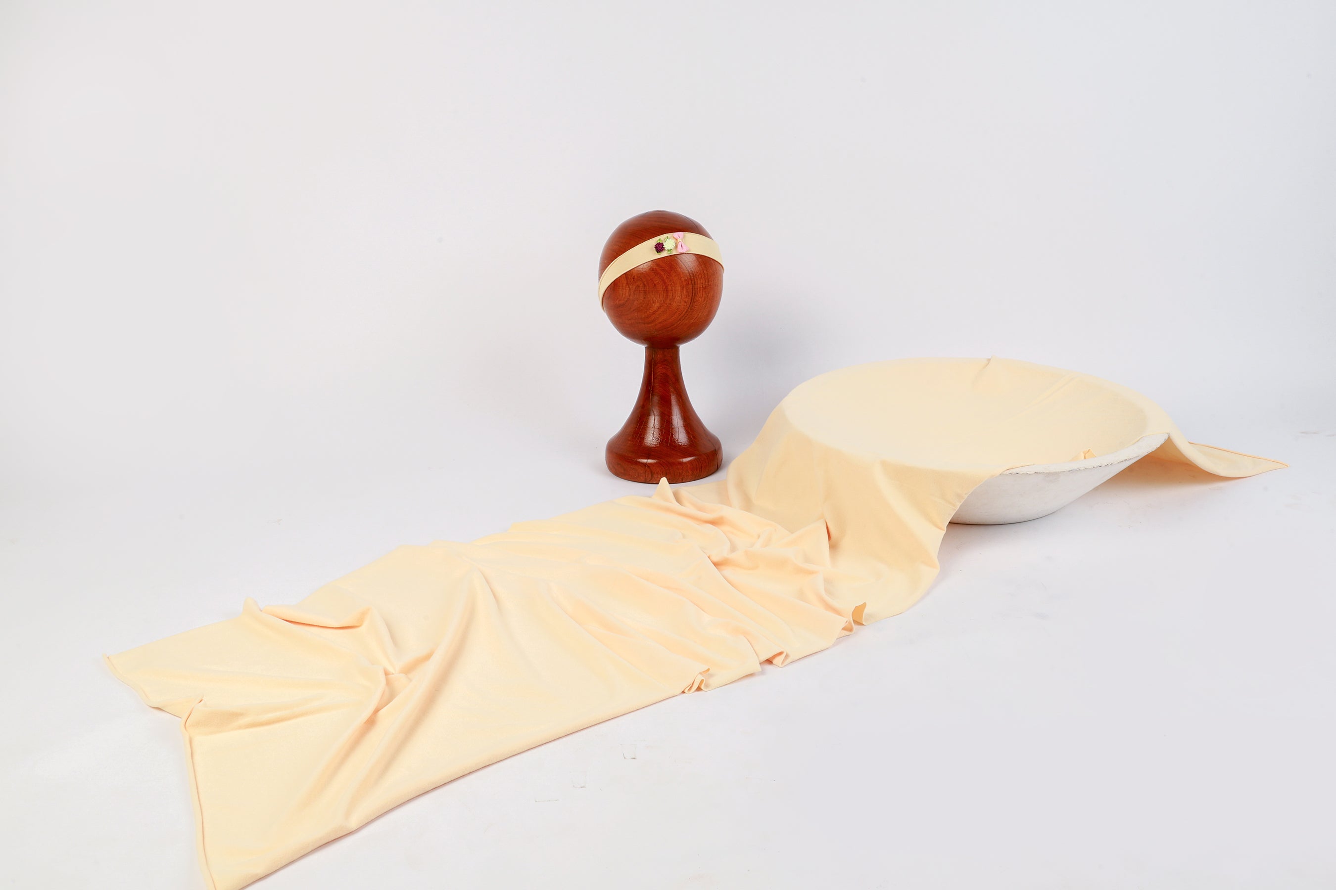 Dark Cream Newborn Wrap & Headband Set – Elegant Baby Photography Prop with Floral Headband