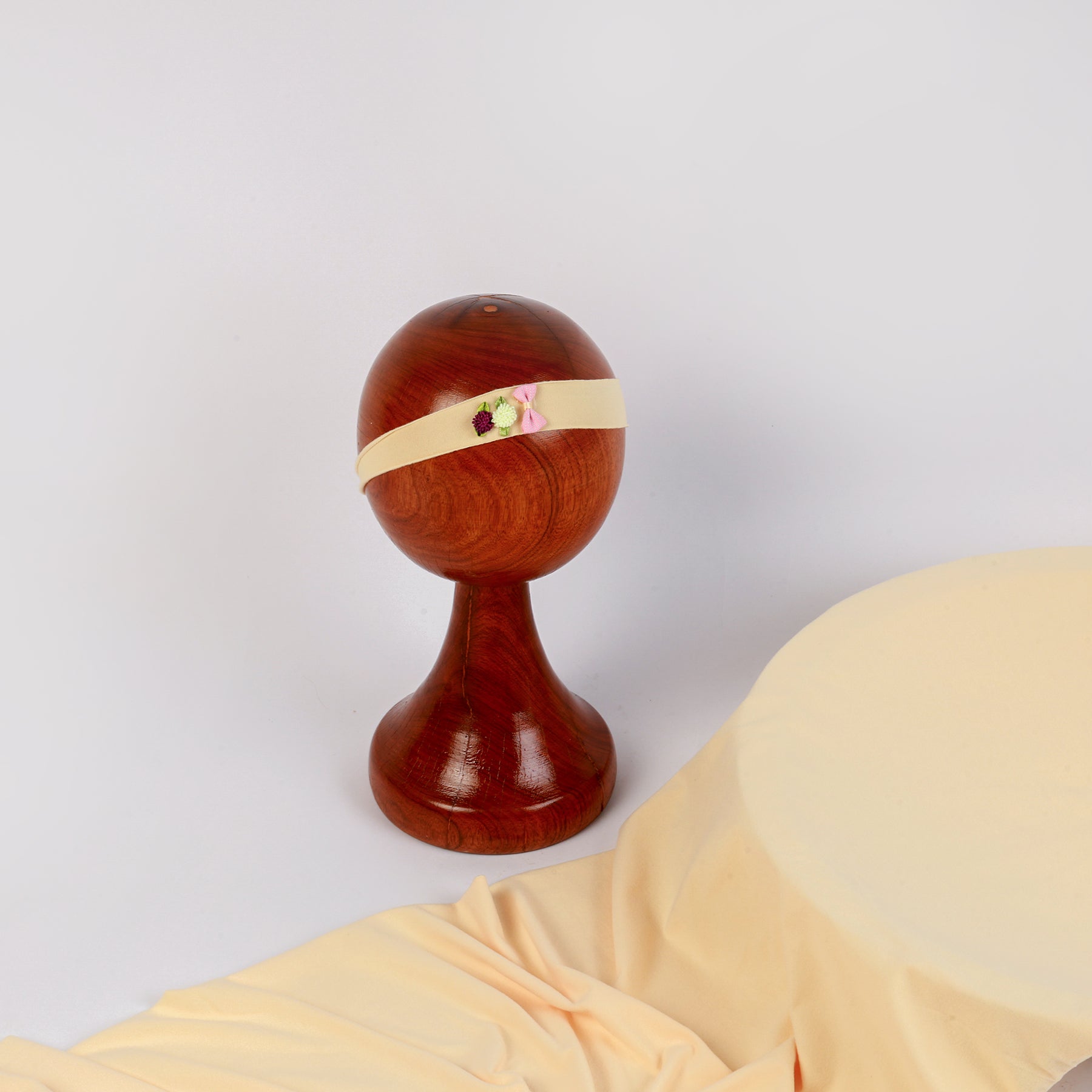 Dark Cream Newborn Wrap & Headband Set – Elegant Baby Photography Prop with Floral Headband