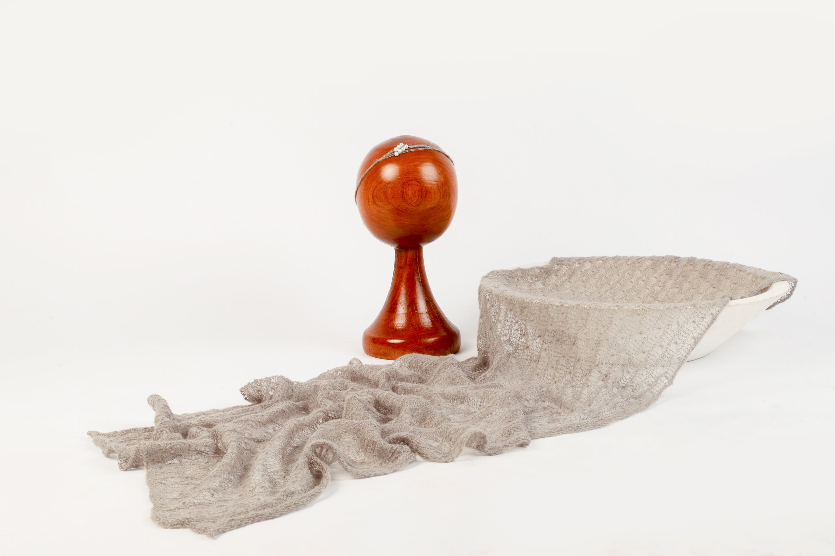 Textured Gray Newborn Wrap & Delicate Pearl Headband Set – Perfect Photography Prop for Timeless Baby Portraits