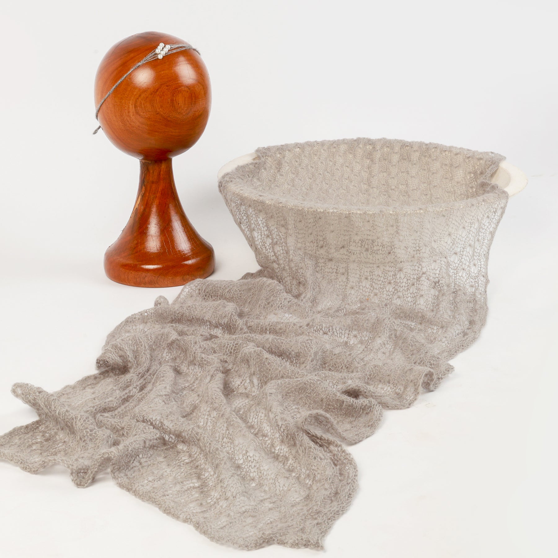 Textured Gray Newborn Wrap & Delicate Pearl Headband Set – Perfect Photography Prop for Timeless Baby Portraits