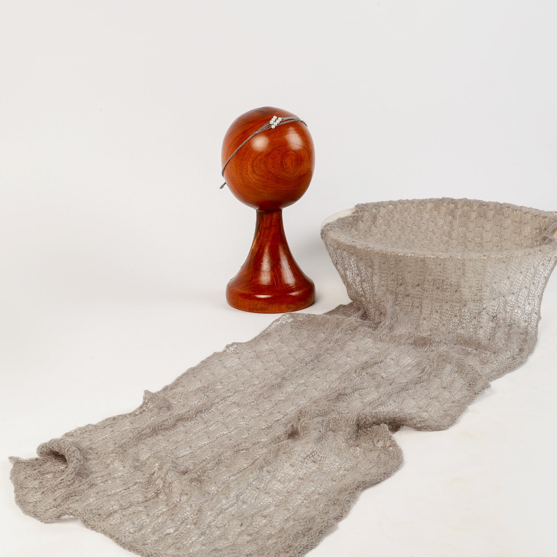 Textured Gray Newborn Wrap & Delicate Pearl Headband Set – Perfect Photography Prop for Timeless Baby Portraits