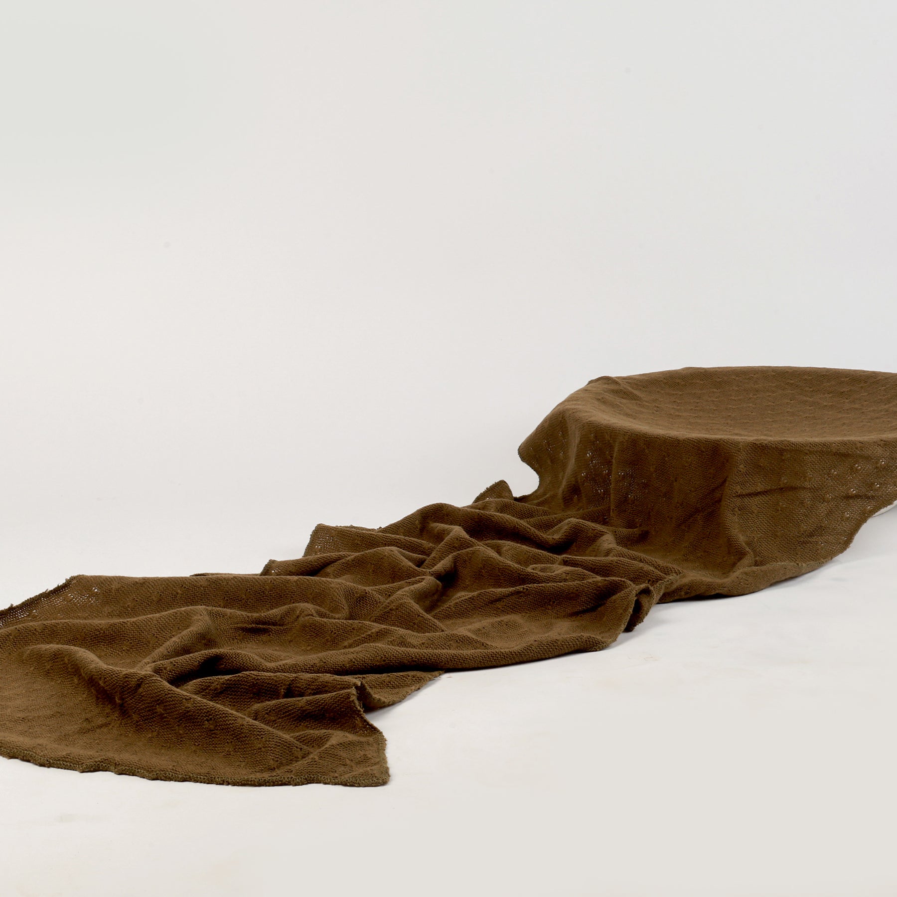 Green Textured Baby Wrap – Soft, Stretchy Newborn Photography Prop for Swaddling, Layering, and Milestone Photoshoots