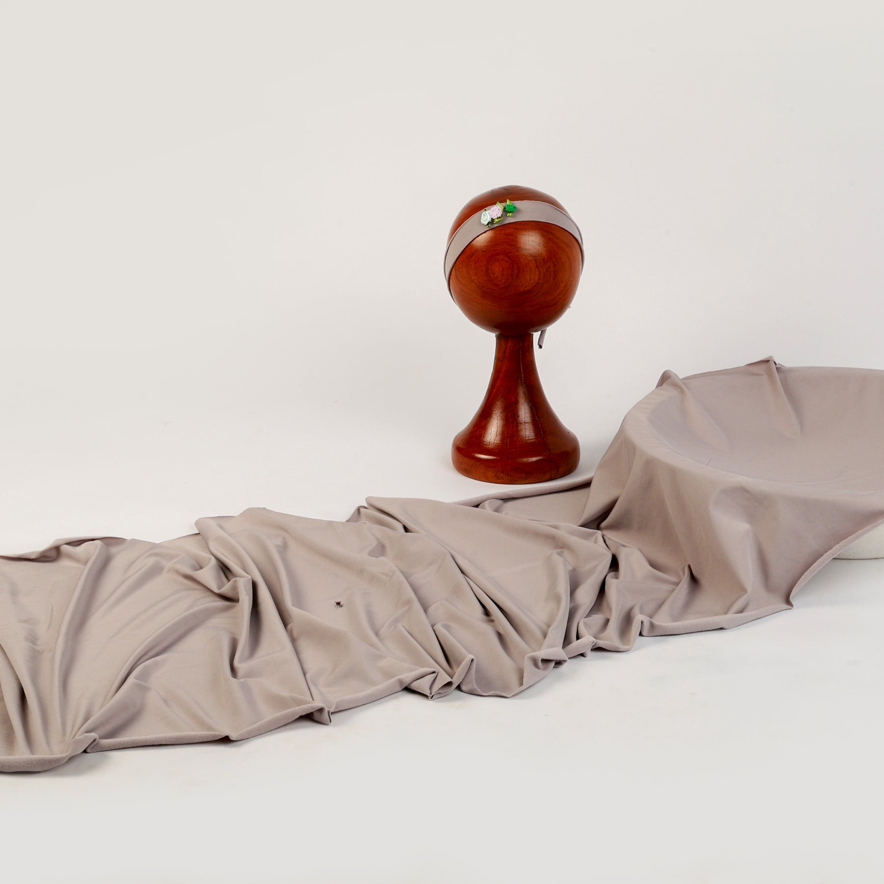 Taupe Newborn Wrap & Headband Set – Soft Baby Photography Prop for Professional Photoshoots