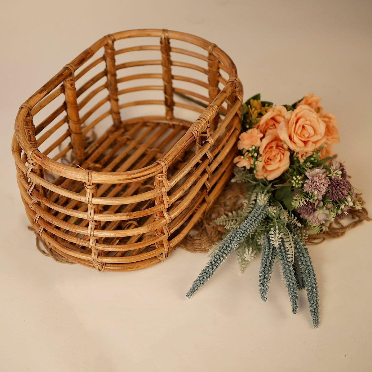 Bamboo Newborn Posing Basket Large - Tiny Prop Store