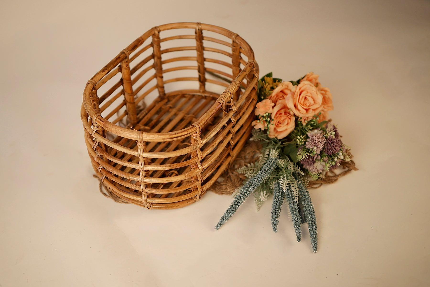 Bamboo Newborn Posing Basket Large - Tiny Prop Store