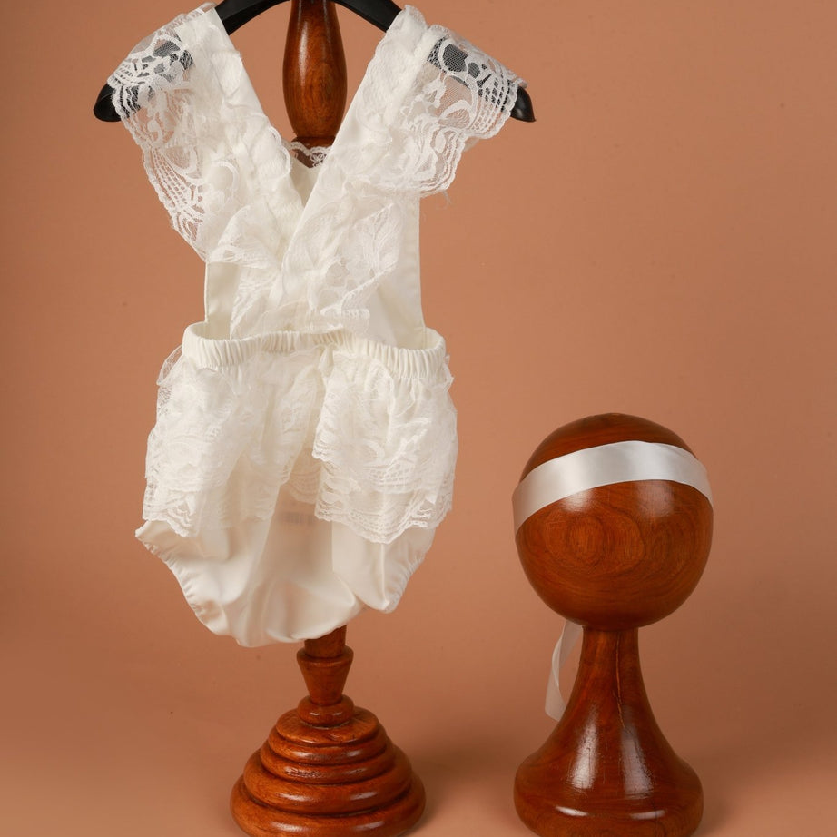Elegant Lace Baby Girl Romper – Photoshoot Dress for Baby Girl - Tiny Prop Store