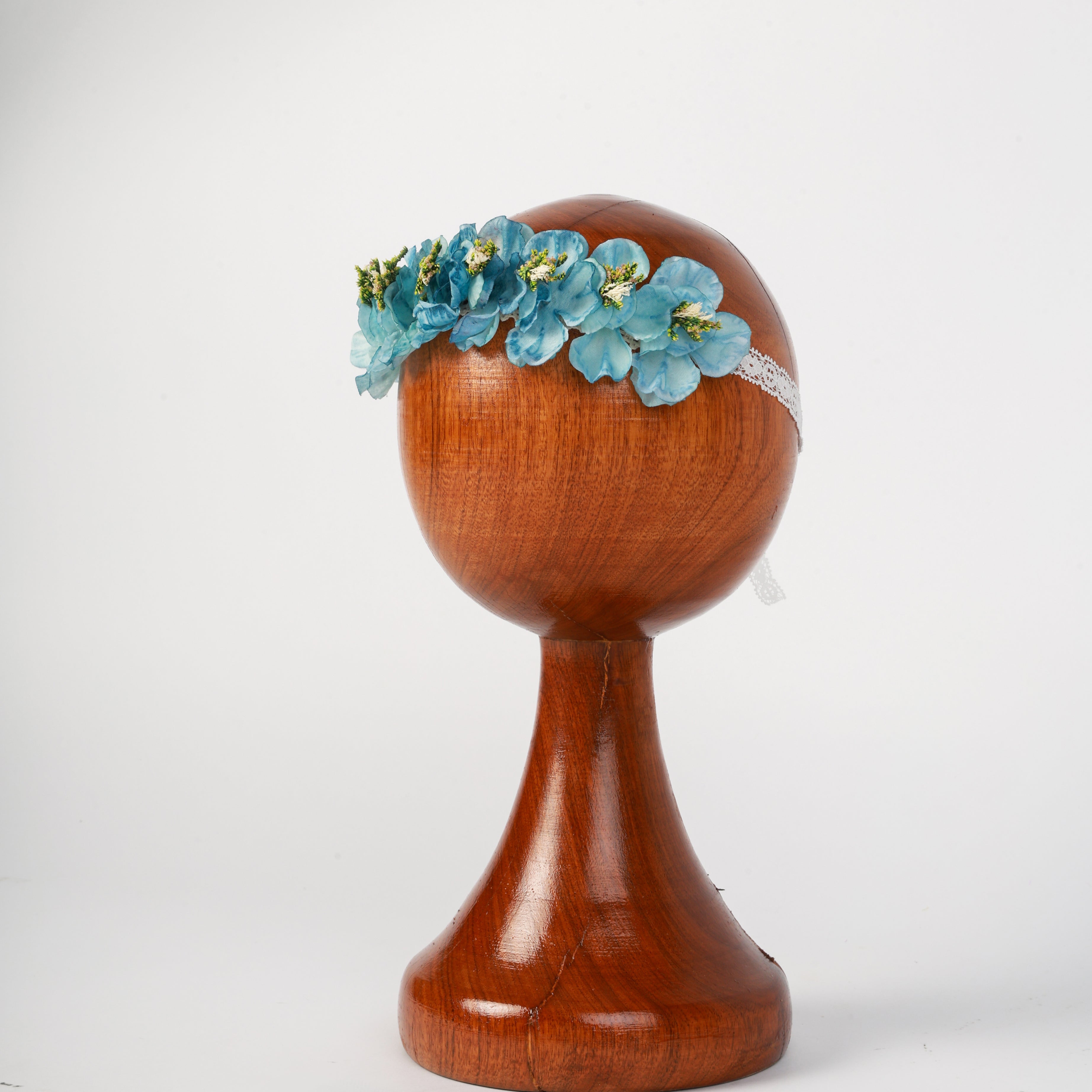Delicate Floral Newborn Headband – Blue Baby Girl Photography Prop