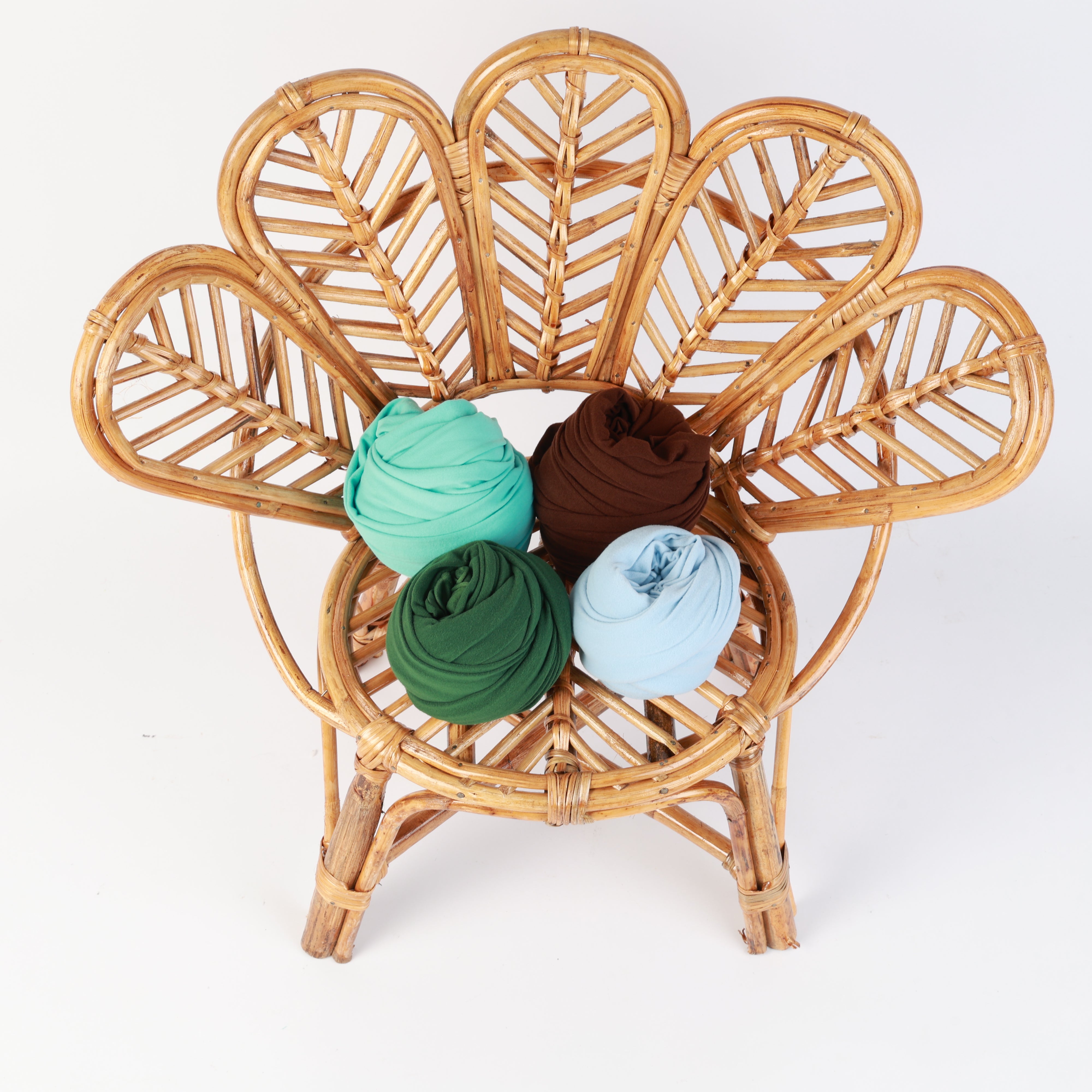 Soft & Stretchy Newborn Wrap – Baby Photography Prop