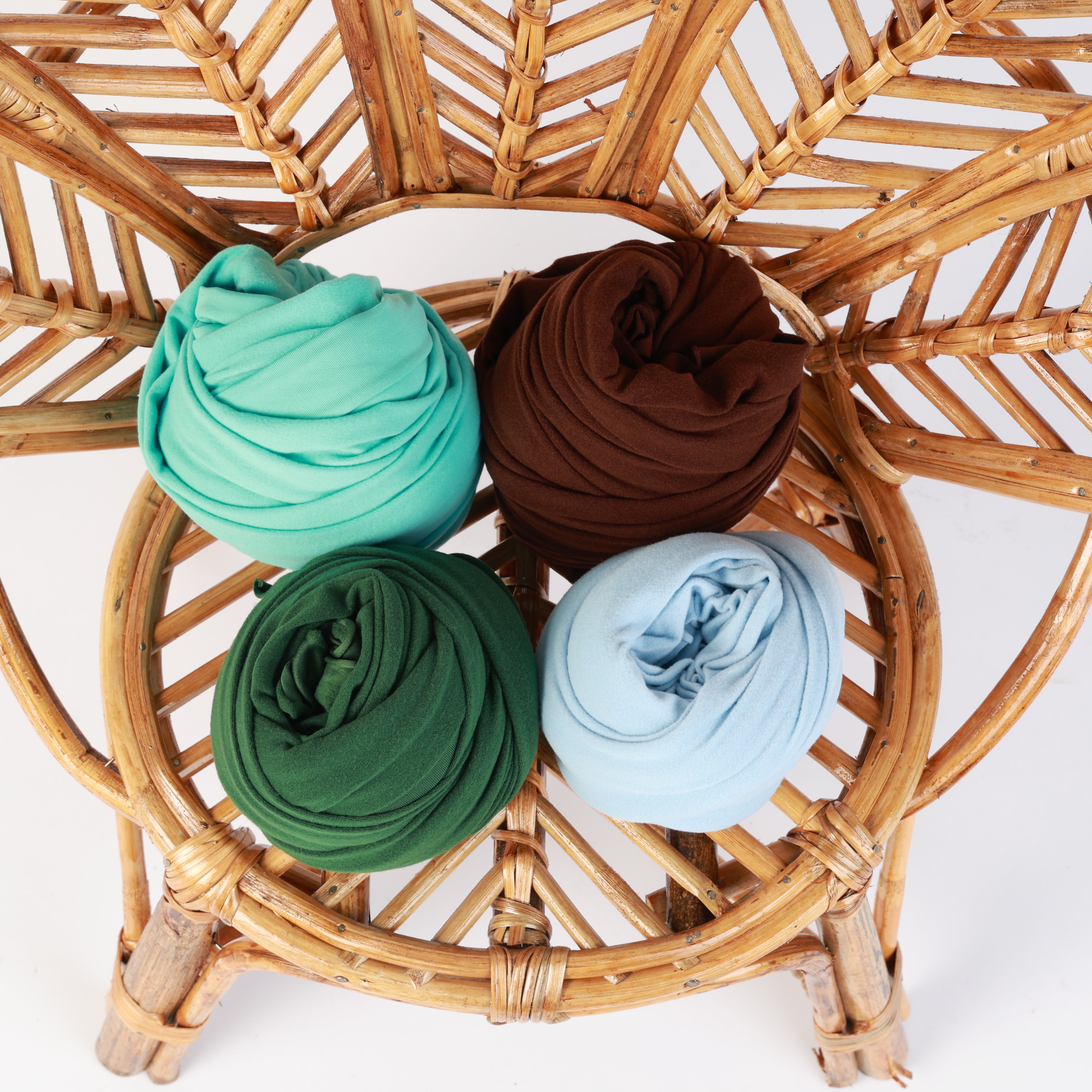 Soft & Stretchy Newborn Wrap – Baby Photography Prop