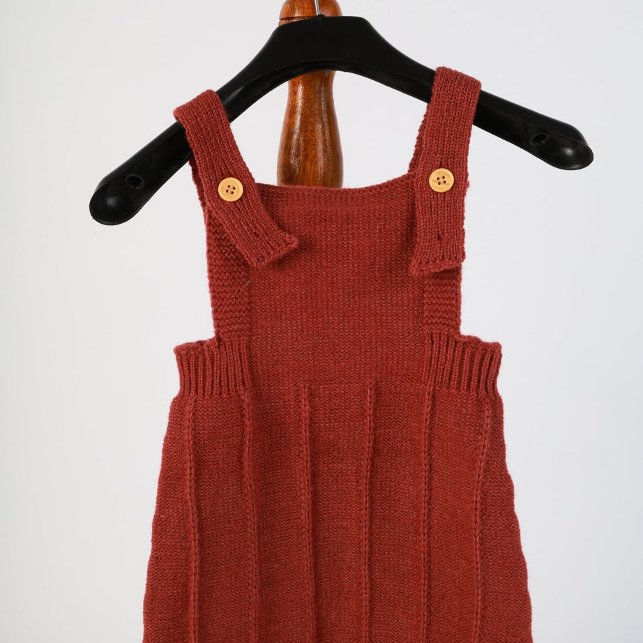 Rust Toddler Knit Romper with Hat – Unisex Photoshoot Outfit - Tiny Prop Store