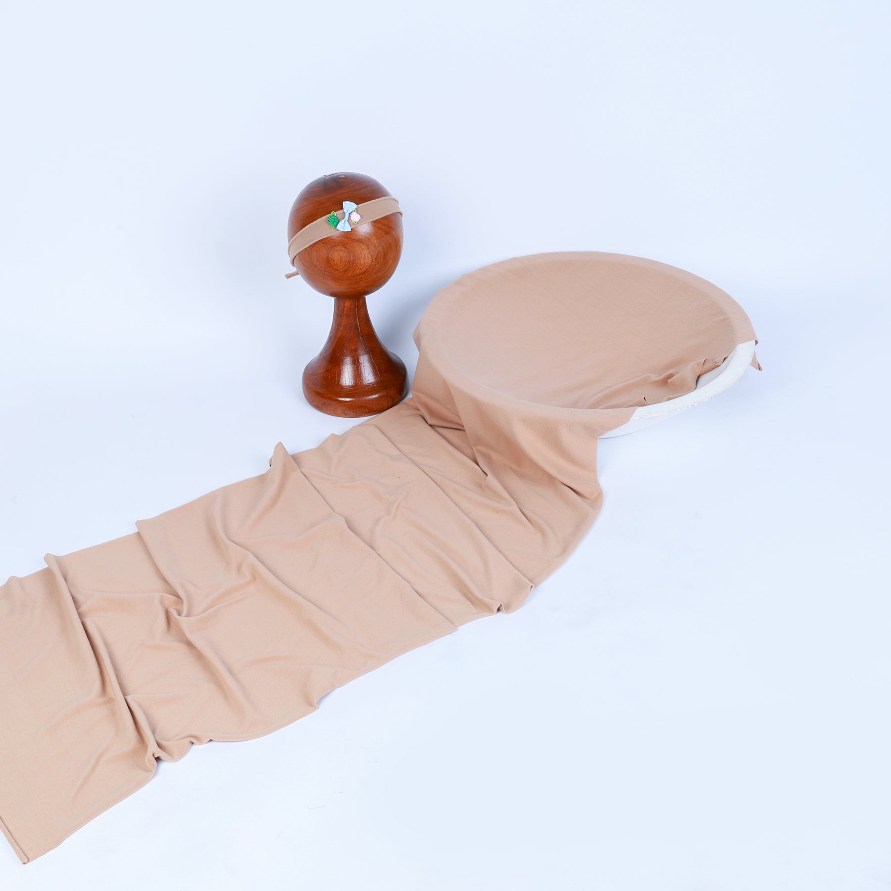 Beige Newborn Wrap & Headband Set – Baby Photography Prop, Soft & Stretchable with Adjustable Fit