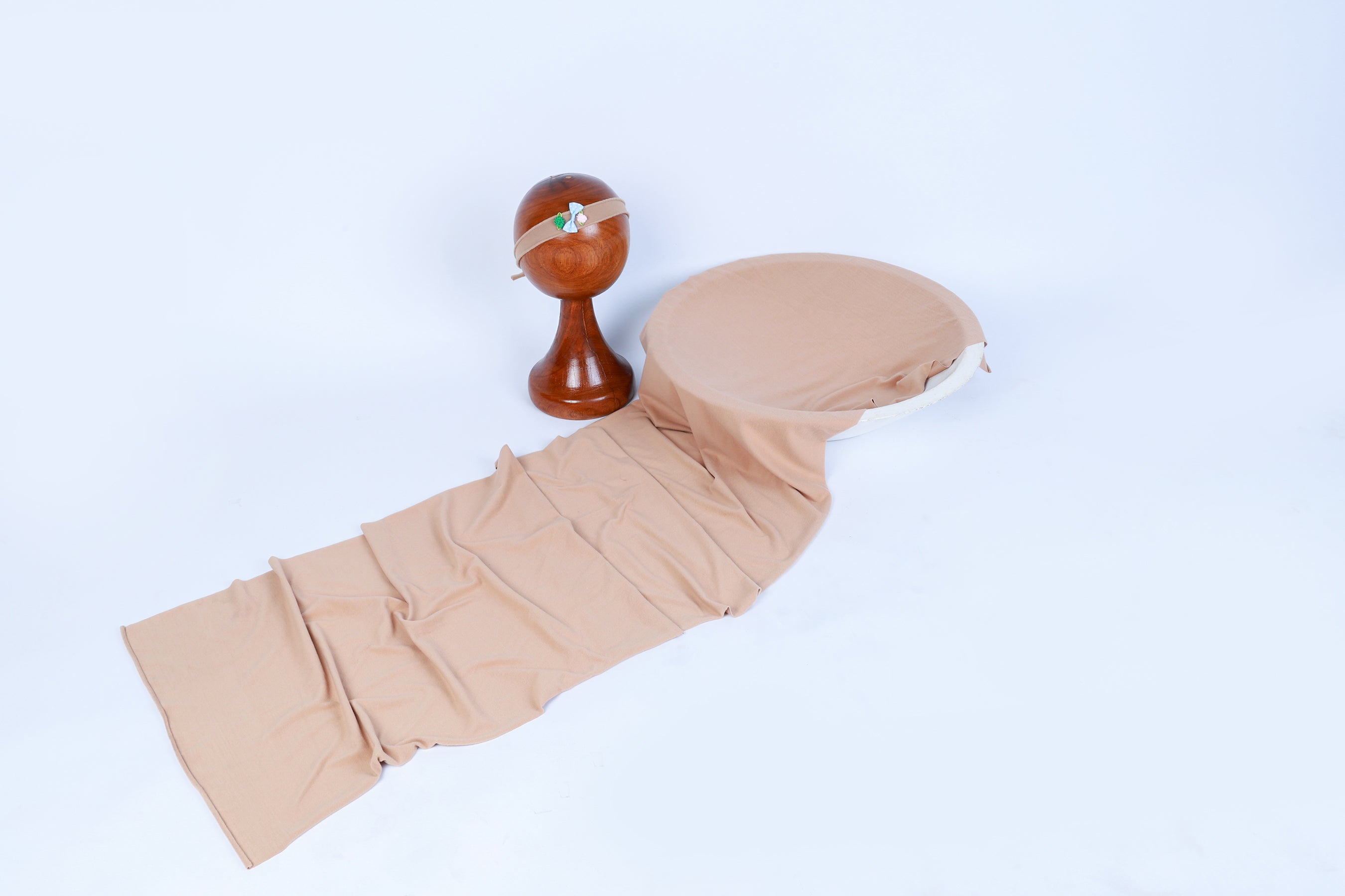 Beige Newborn Wrap & Headband Set – Baby Photography Prop, Soft & Stretchable with Adjustable Fit